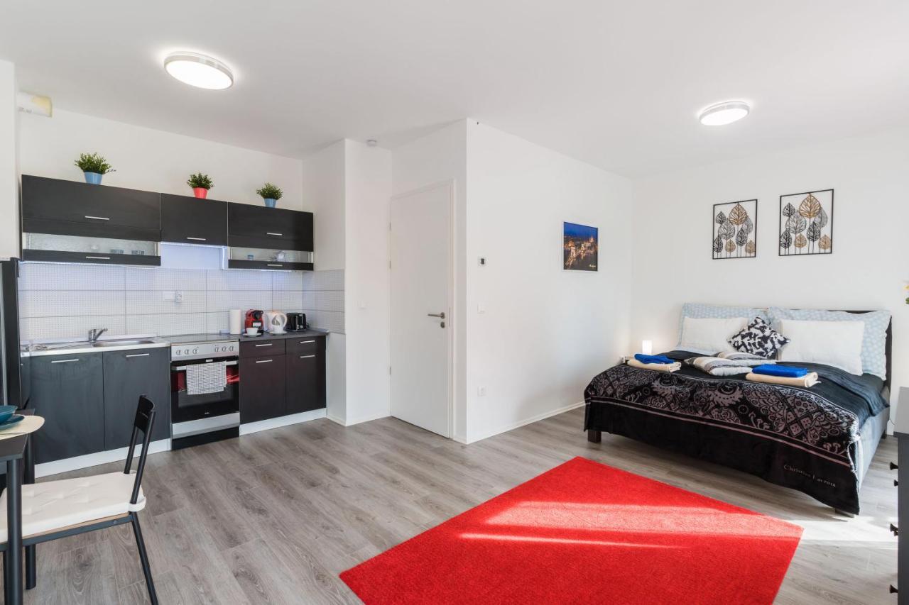 New Blue Danube Apartment With Balcony And Parking Budapest Ngoại thất bức ảnh