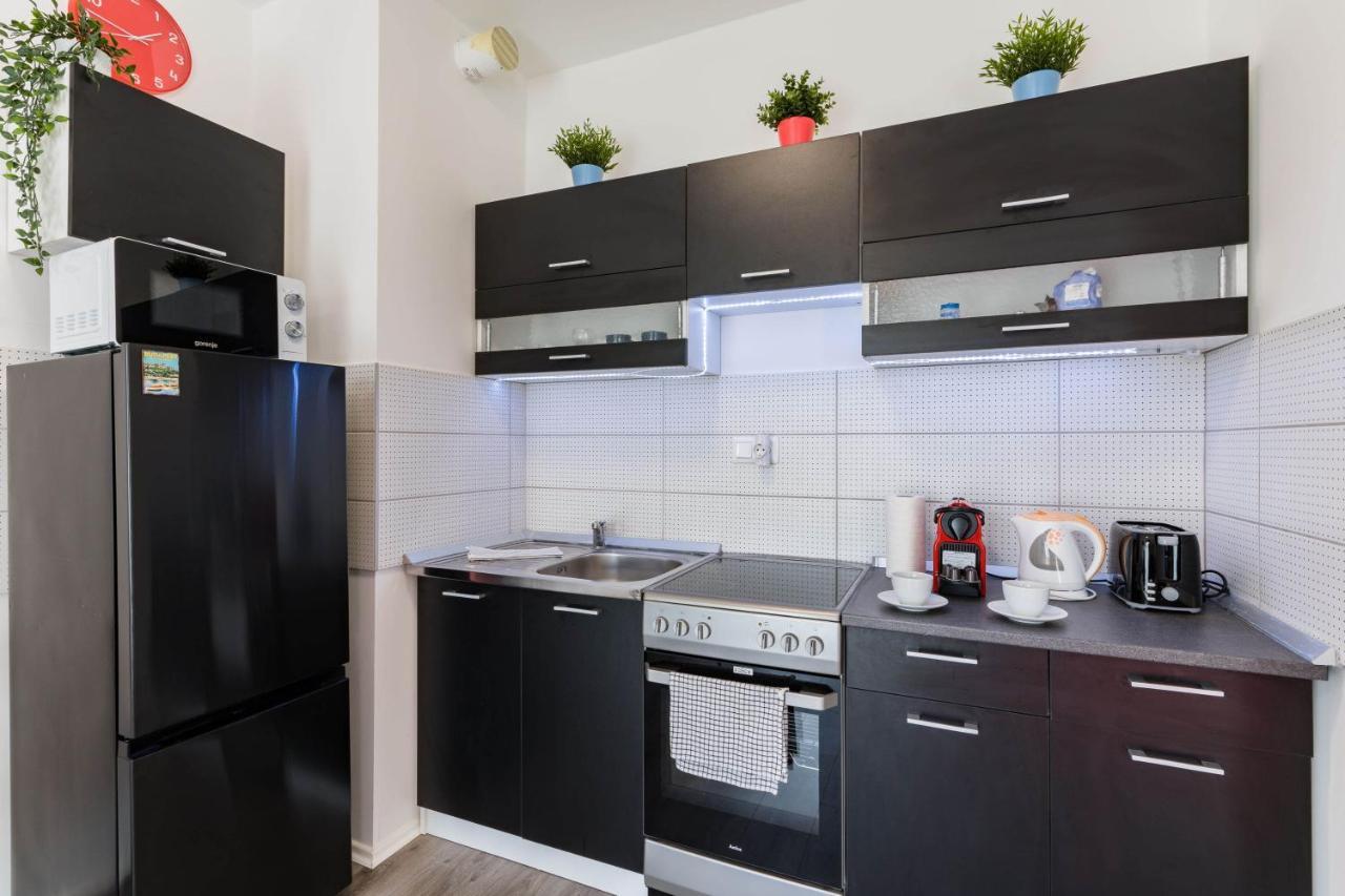 New Blue Danube Apartment With Balcony And Parking Budapest Ngoại thất bức ảnh