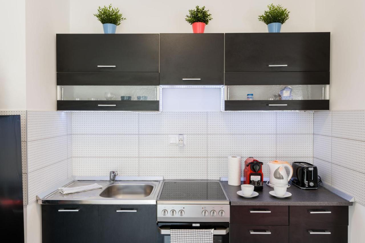 New Blue Danube Apartment With Balcony And Parking Budapest Ngoại thất bức ảnh