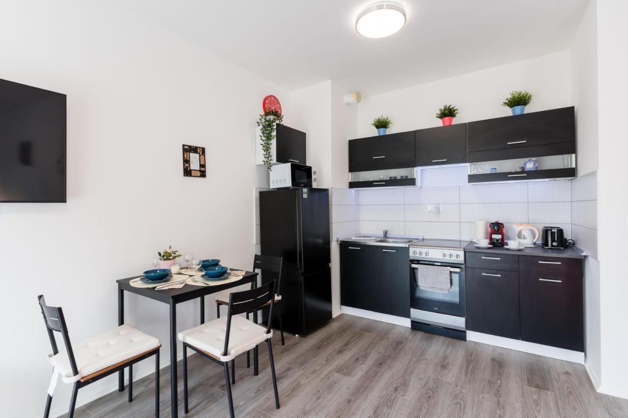 New Blue Danube Apartment With Balcony And Parking Budapest Ngoại thất bức ảnh