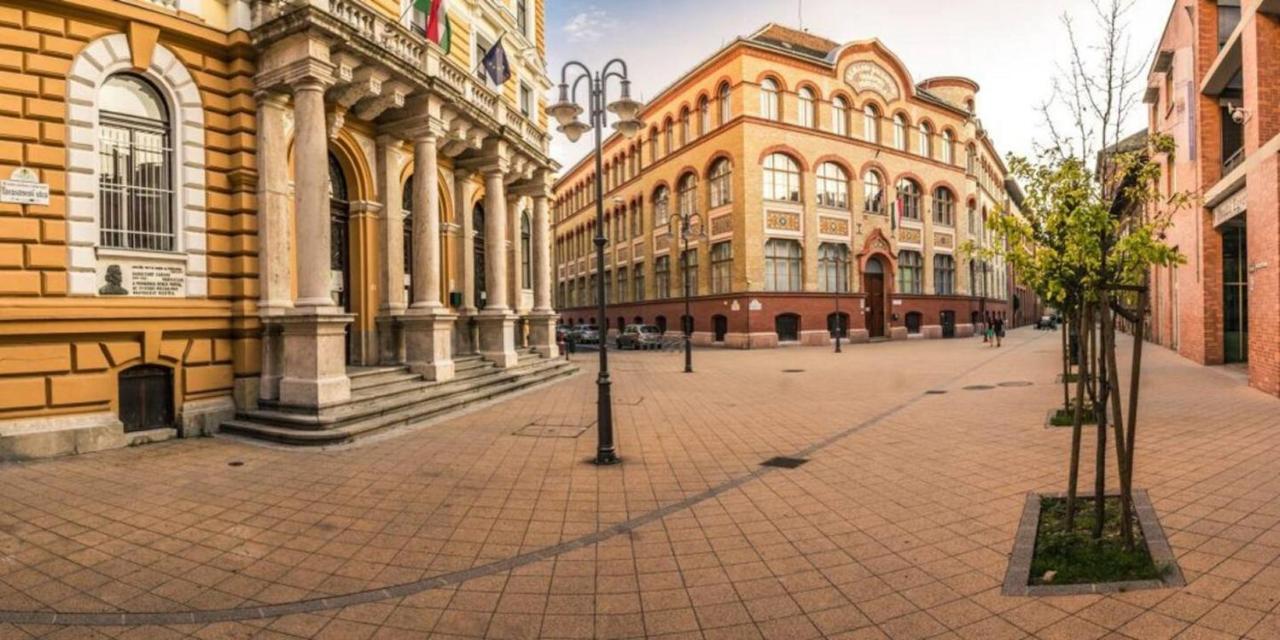 New Blue Danube Apartment With Balcony And Parking Budapest Ngoại thất bức ảnh